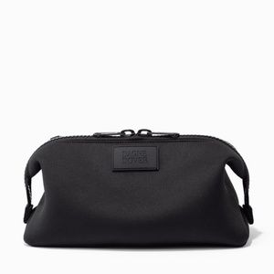 Dagne Dover Extra Large Hunter Toiletry Bag (Onyx)